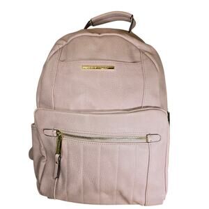 Steve Madden Pebbled Padded Fullsize Backpack 17x14x5. Gold Hardware.
